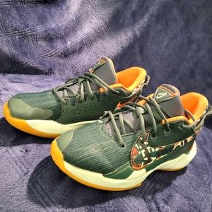 Army Green Nike Giannis Antetokounmpo Size 13